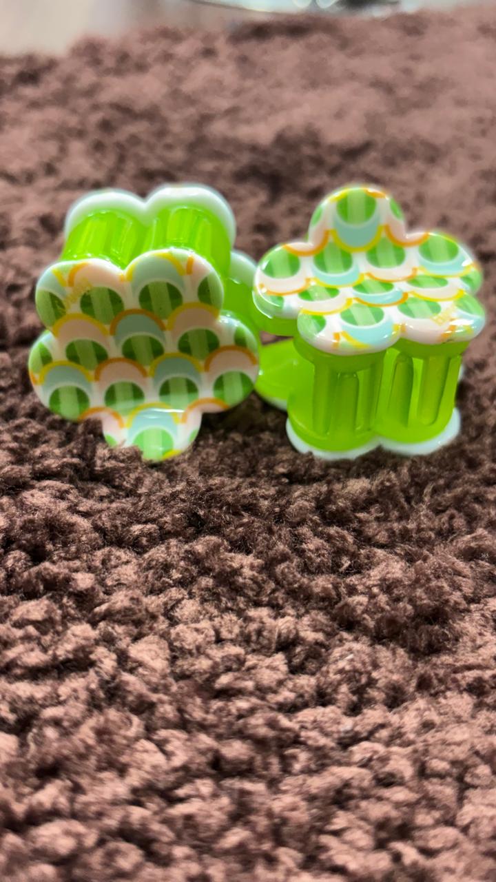Mini Flower Claw Clip