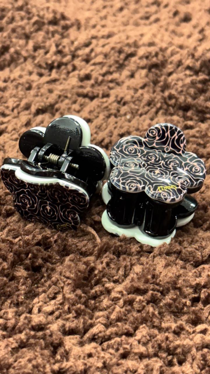 Mini Flower Claw Clip