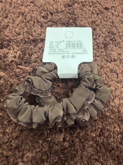 Frill-Trimmed Pair Scrunchies